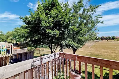 1588 South Parade Court 23, Mississauga, On L5m 6e7