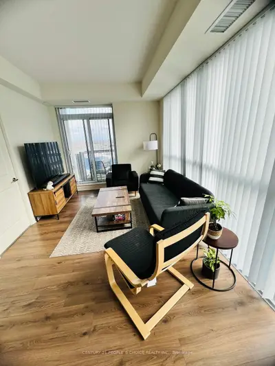 349 Rathburn Road W 1706, Mississauga, On L5b 0c8