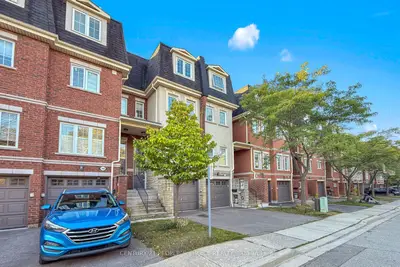 435 Hensall Circle 106, Mississauga, On L5a 4p1