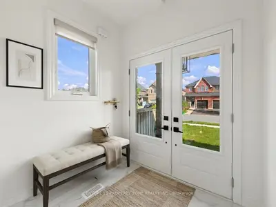 102 Cadillac Crescent, Brampton, On L7a 3b4