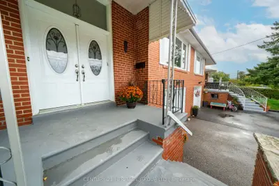 37 Gambello Crescent, Toronto, On M3j 1w2