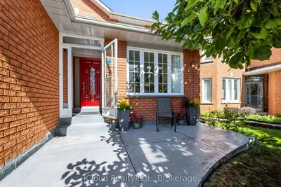 62 Castlehill Road, Brampton, On L6x 4e1