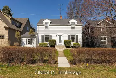 25 Howard Avenue, Oakville, On L6j 3y2