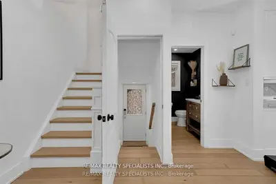 7294 Rosehurst Drive Unit 2, Mississauga, On L5n 8h1