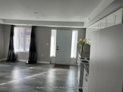3029 Finch Avenue W 14 #basement, Toronto, On M9m 0a2