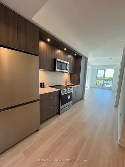 25 Cordova Avenue 1012, Toronto, On M9a 2h5