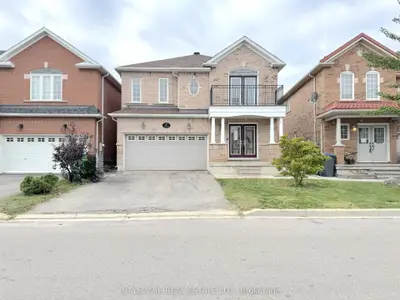 4 Savita Road, Brampton, On L7a 3t2