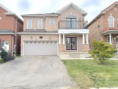 4 Savita Road, Brampton, On L7a 3t2