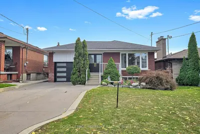 465 Maple Leaf Drive, Toronto, On M6l 1r1