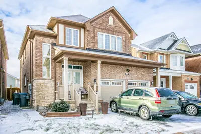 88 Robert Parkinson Drive, Brampton, On L7a 0g2