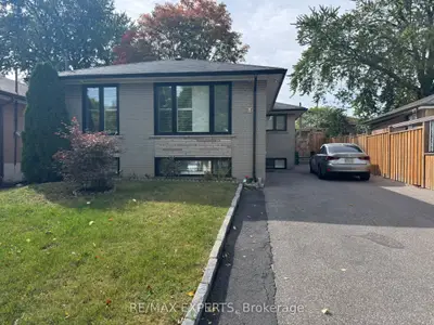 16 Bridgenorth Crescent, Toronto, On M9v 2m3