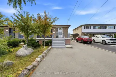 4 Buttercup Court, Toronto, On M9l 2m9