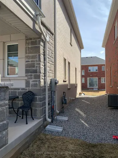 828 Aspen Terrace, Milton, On L9e 1s2