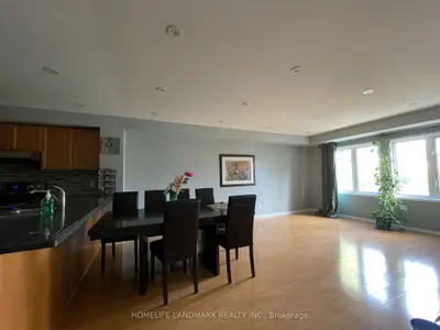 3375 Thomas Street 10, Mississauga, On L5m 0p7