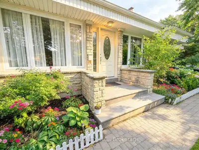 6789 Shelter Bay Road, Mississauga, On L5n 1t7