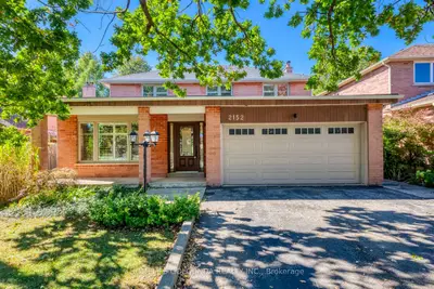 2152 Munn's Avenue, Oakville, On L6h 3t2