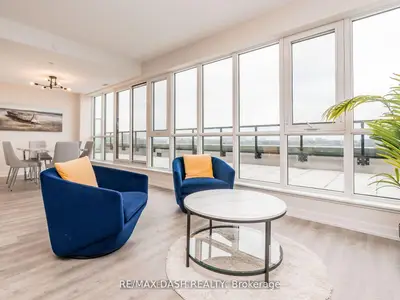 2300 St. Clair Avenue W 723, Toronto, On M6n 1k8