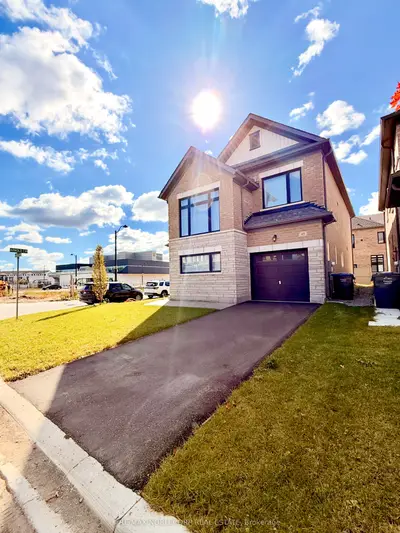 45 Arnold Circle, Brampton, On L7a 5m2