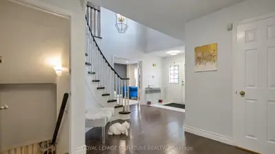1821 Pilgrims Way, Oakville, On L6m 1x2