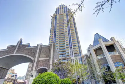 388 Prince Of Wales Drive 308, Mississauga, On L5b 0a1