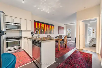 15 Windermere Avenue 314, Toronto, On M6s 5a2
