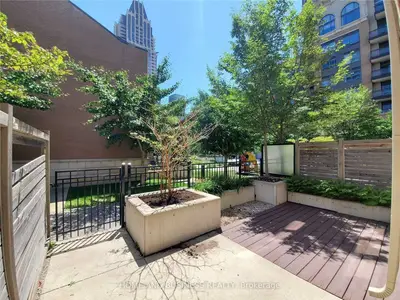 383 Prince Of Wales Drive 107, Mississauga, On L5b 0c6