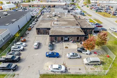 26 Bramsteele Road, Brampton, On L6w 1b3