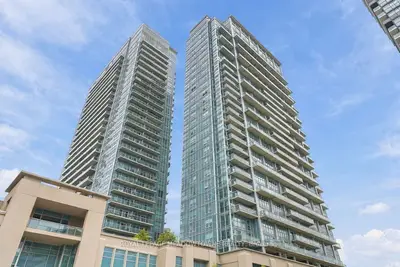 165 Legion Road N 1321, Toronto, On M8y 0b3