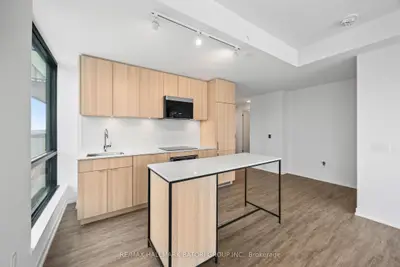 251 Masonry Way 212, Mississauga, On L5h 0b3