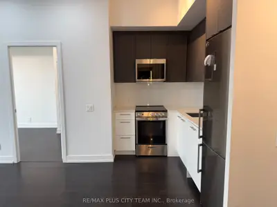 225 Veterans Drive 1206, Brampton, On L7a 5l7