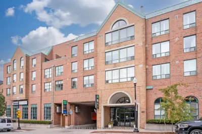 221 Robinson Street 307, Oakville, On L6j 7n9