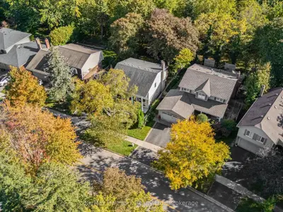 2194 Constance Drive, Oakville, On L6j 5l4