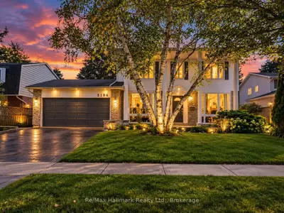 2194 Constance Drive, Oakville, On L6j 5l4