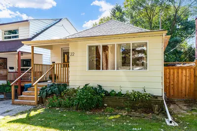 22 Long Branch Avenue, Toronto, On M8w 3h6
