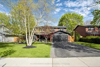 360 Isabella Avenue, Mississauga, On L5b 1b2