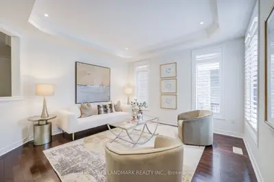 95 Hoey Crescent, Oakville, On L6m 0x1