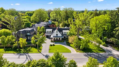 489 Lakeshore Road W, Oakville, On L6k 1g4