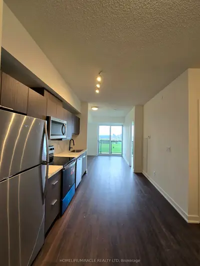 2825 Jane Street 910, Toronto, On M3n 2j5