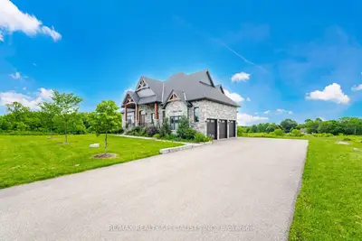 31 Ferrara Drive, Caledon, On L7e 4l5