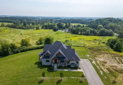 31 Ferrara Drive, Caledon, On L7e 4l5