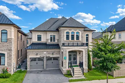32 Viva Gardens, Oakville, On L6h 0z1