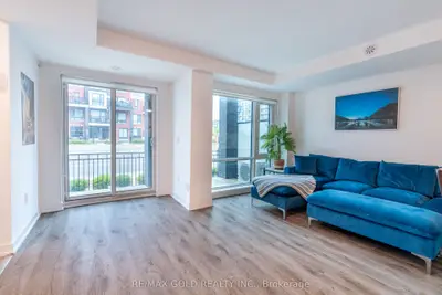 175 Veterans Drive 13, Brampton, On L7a 5l2
