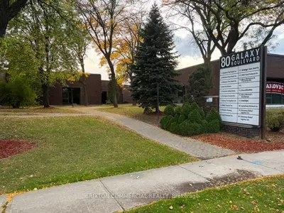 80 Galaxy Boulevard 12, Toronto, On M9w 4y8