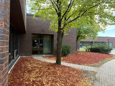 80 Galaxy Boulevard 12, Toronto, On M9w 4y8