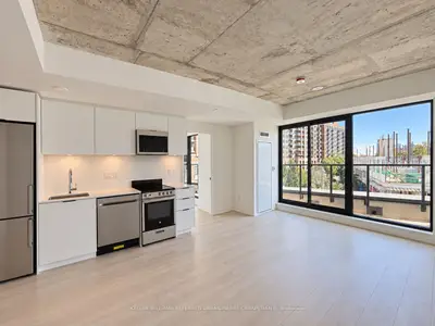 1 Vine Avenue 501, Toronto, On M6p 0c8