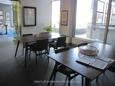 385 Osler Street 212, Toronto, On M6n 0b2