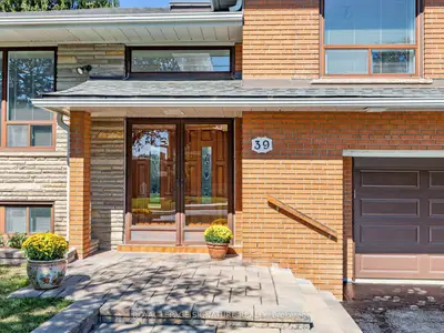 39 Buxton Road, Toronto, On M3m 1y6