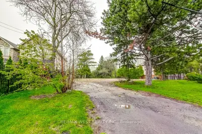 101 (part Lot 2) Fairview Road W, Mississauga, On L5b 1k7