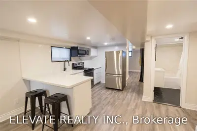 611 Caledonia Road Lower, Toronto, On M6e 4v7