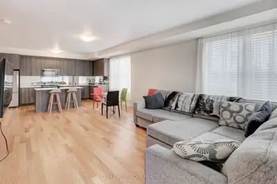 1180 Cawthra Road 106, Mississauga, On L5g 4k7